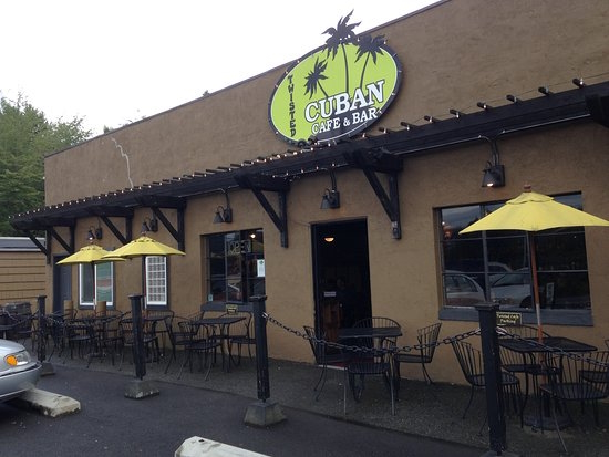 Woodinville lunch spot - The Twisted Cuban Cafe and Bar